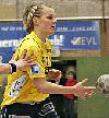 Nina Wörz passt den Ball - HC Leipzig  (Saison 2005/06)