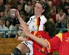 400 pixel BREITE!!  Maren Baumbach gegen die spanische Defensive - Deutschland im Vier-Länder-Turnier in Riesa  (April 2006)