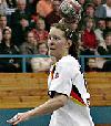 Maren Baumbach beim Tempogegenstoß - Deutschland beim Vier-Länder-Turnier in Riesa  (April 2006)<br />Foto: Heiner Lehmann/www.sportseye.de