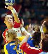 Ibolya Mehlmann - Ungarn - Sieg gegen Schweden im Spiel um Platz 5 bei der EM 2006 in Schweden<br />Foto: <a href="http://www.pressefoto-heuberger.de">Michael Heuberger</a>