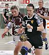 Anne Jochin setzt sich gegen Dagmar Siegert durch - FHC - FAG (10.02.2007)<br />Foto: <a href="http://www.sportseye.de">sportseye.de</a> Anne Jochin setzt sich gegen Dagmar Siegert durch - FHC - FAG (10.02.2007)<br />Foto: <a href="http://www.sportseye.de">sportseye.de</a>