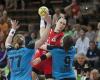 Anne Jochin, Bayer Leverkusen<br />Foto: <a href="http://www.groundshots.de">groundshots.de</a> Anne Jochin, Bayer Leverkusen<br />Foto: <a href="http://www.groundshots.de">groundshots.de</a>