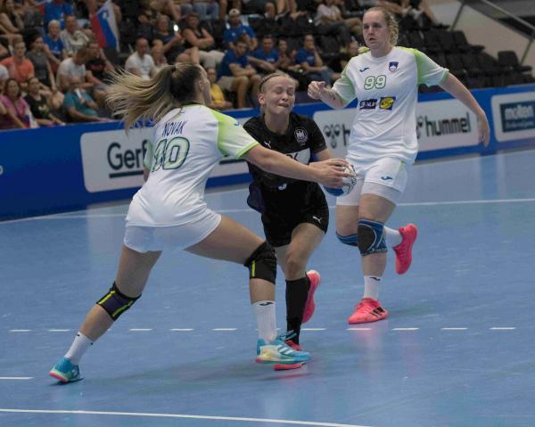 Lucy Jörgens verletzte sich im Spiel der DHB-Juniorinnen gegen Slowenien